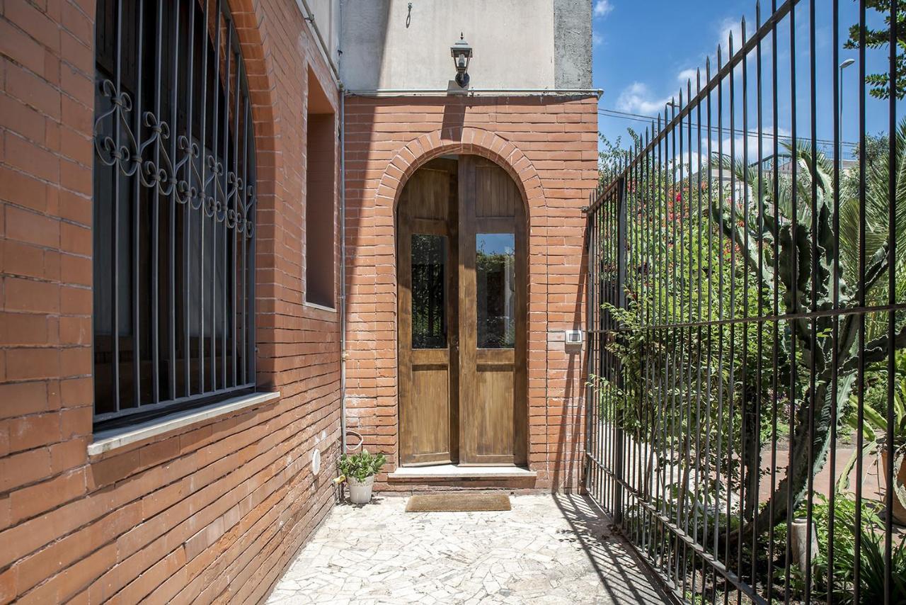 Euphorbia Apartments By Wonderful Italy Catania Exterior photo